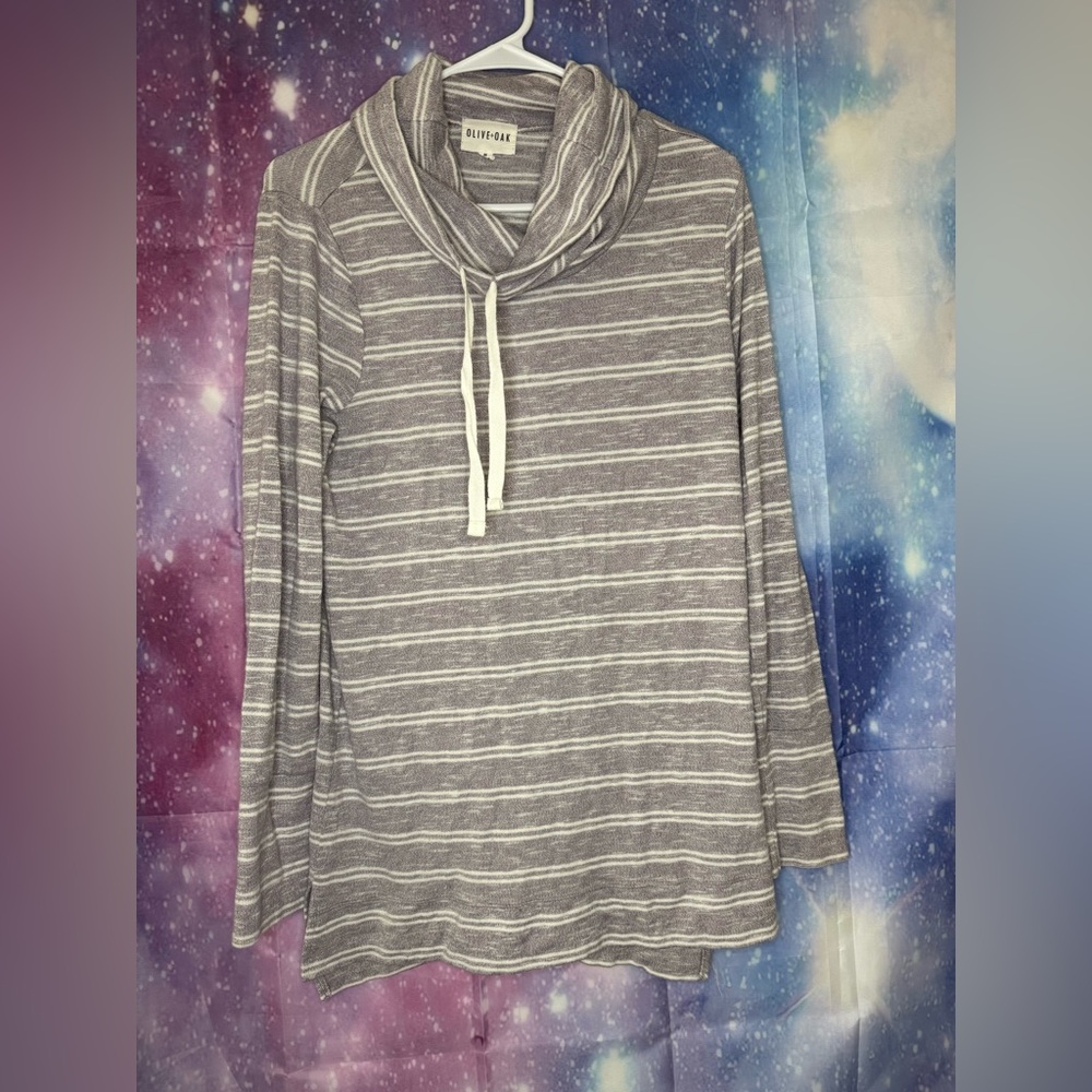 Olive & Oak striped long sleeve 🛍